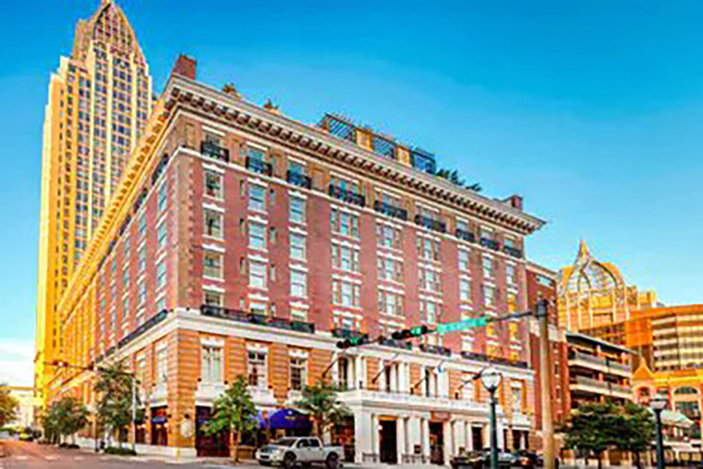 USA_Alabama_Battle House Renaissance Mobile Hotel & Spa_Exterior