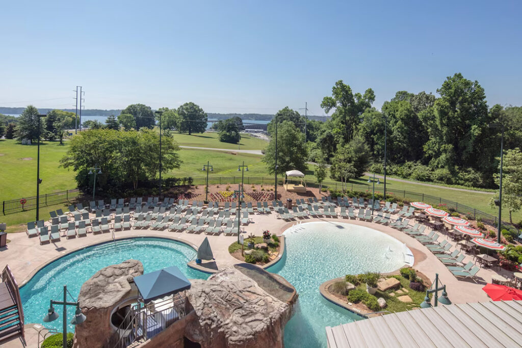 USA_Alabama_Marriott Shoals Hotel & Spa_Pool