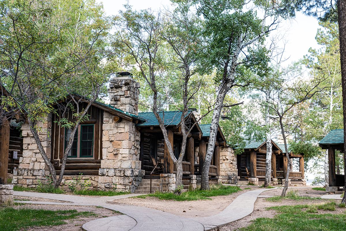 USA_Arizona_Grand Canyon Lodge North Rim_Exterior