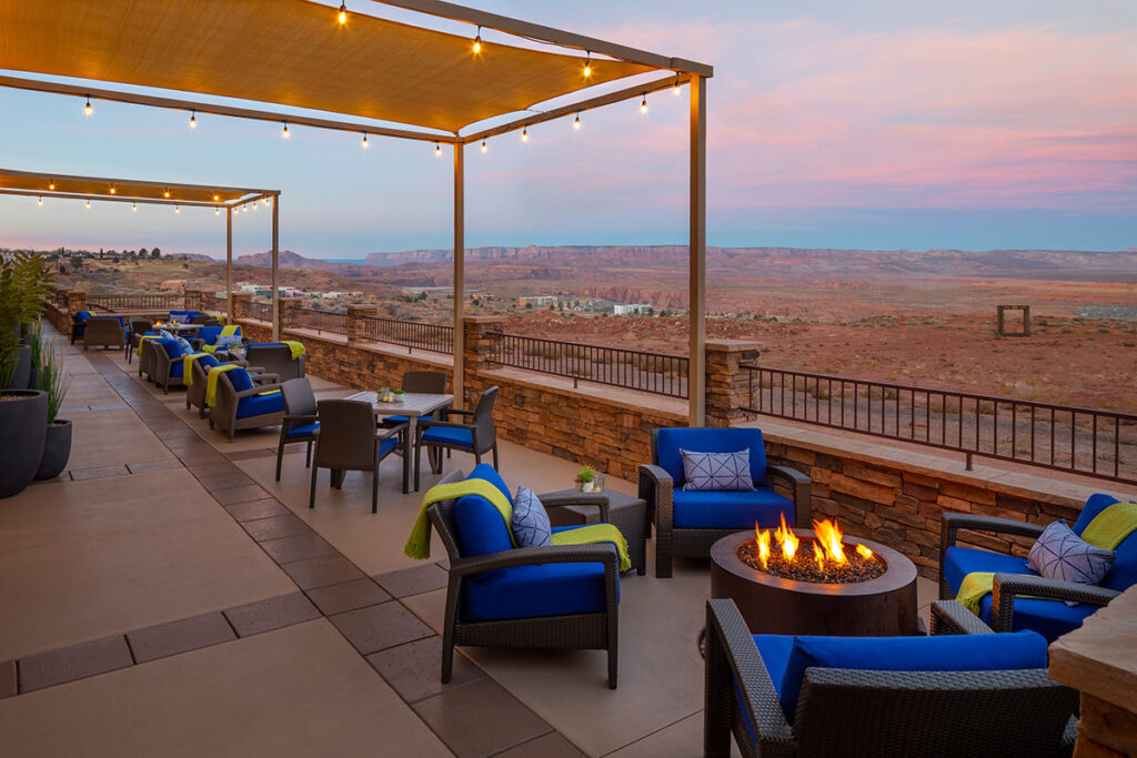 USA_Arizona_Hyatt Place Page-Lake Powell_Outdoor Patio Seating _ Firepits 1