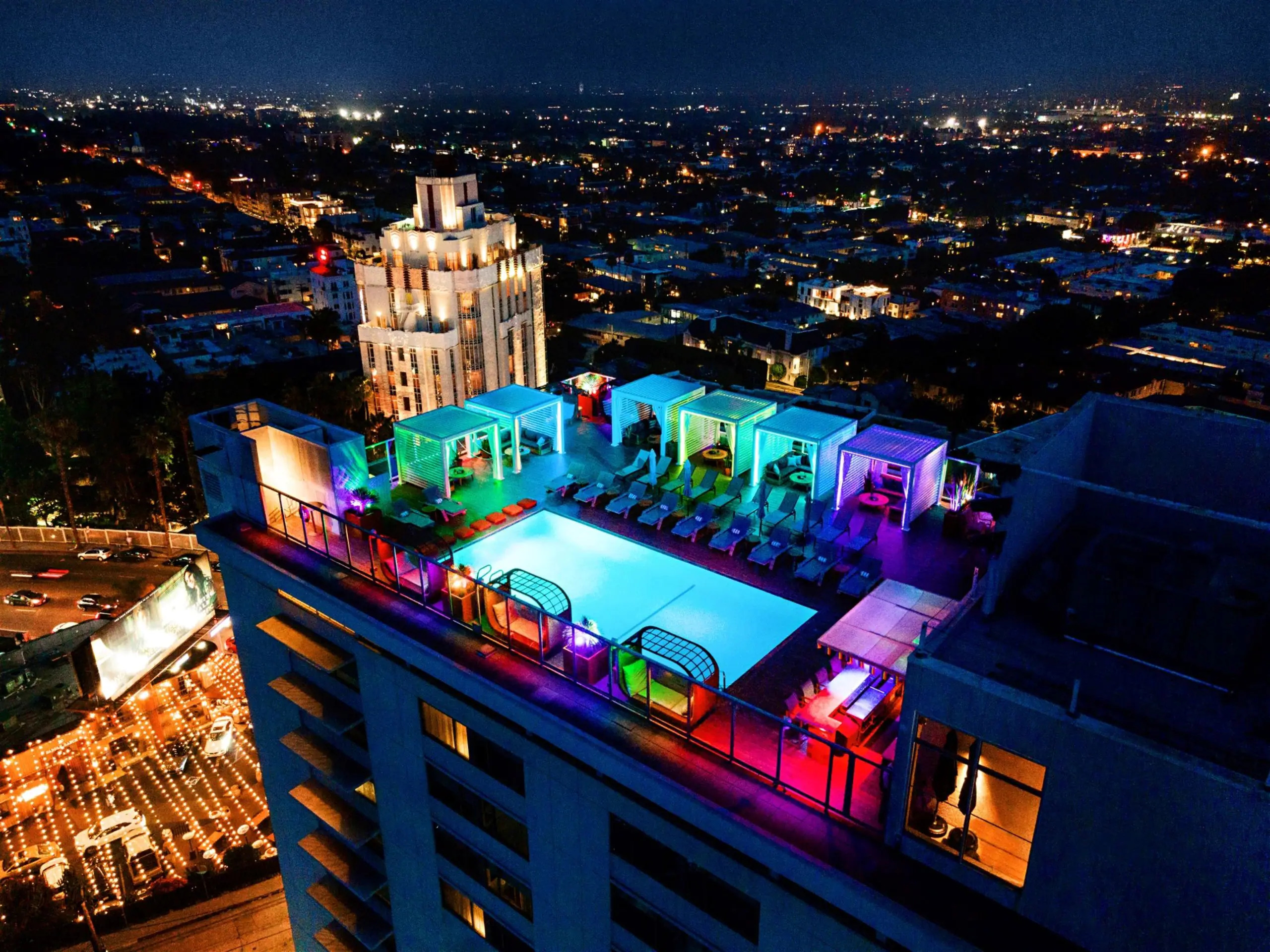 USA_California_Andaz West Hollywood_Pool Night