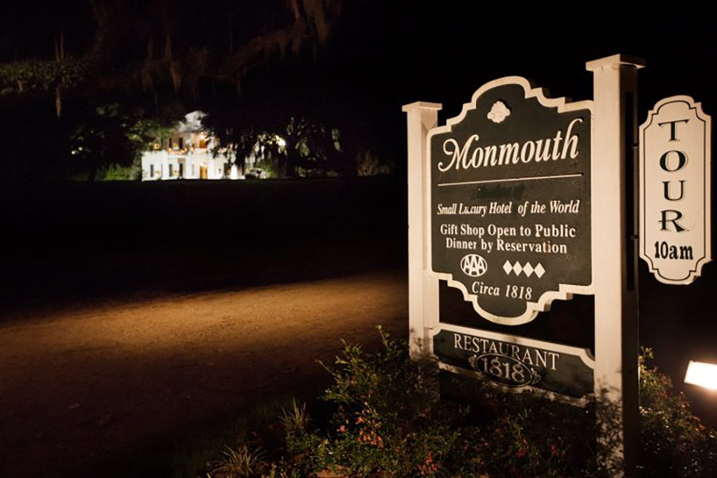 Hotel Welcome Sign