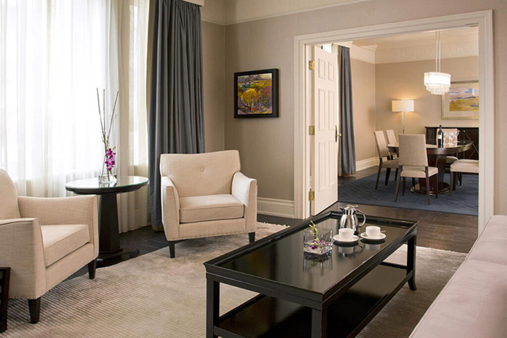 CAN_Alberta_Fairmont Pallister_Suite