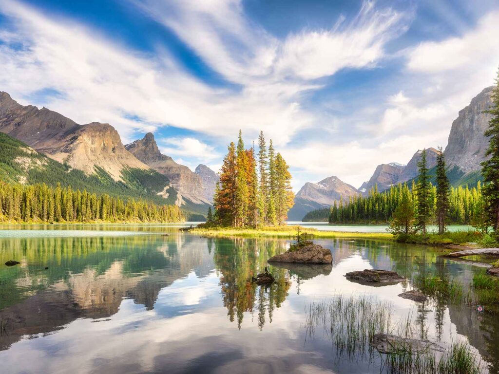 Maligne Lake, Alberta