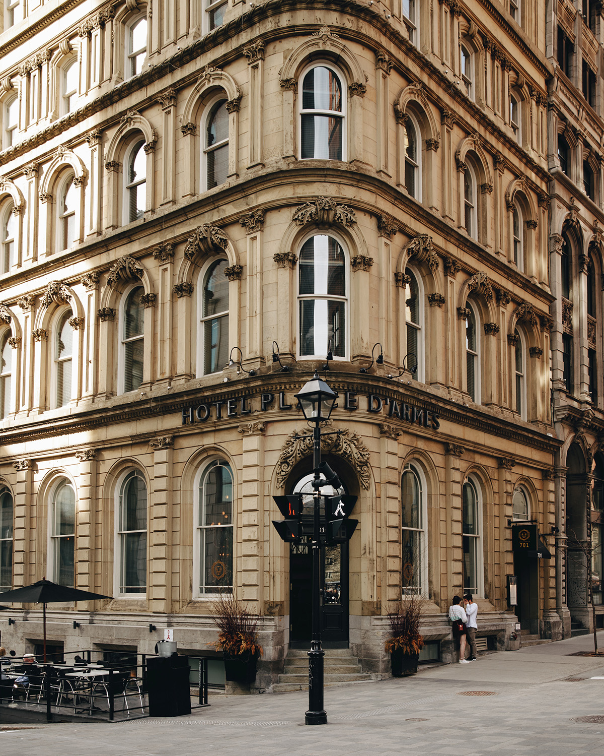 CAN_Quebec_La Place d’Armes Hotel_exterior