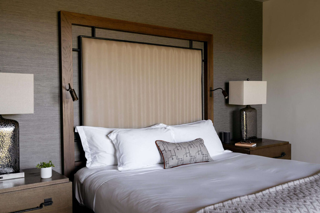 USA_California_Carmel Valley Ranch_Guest Room