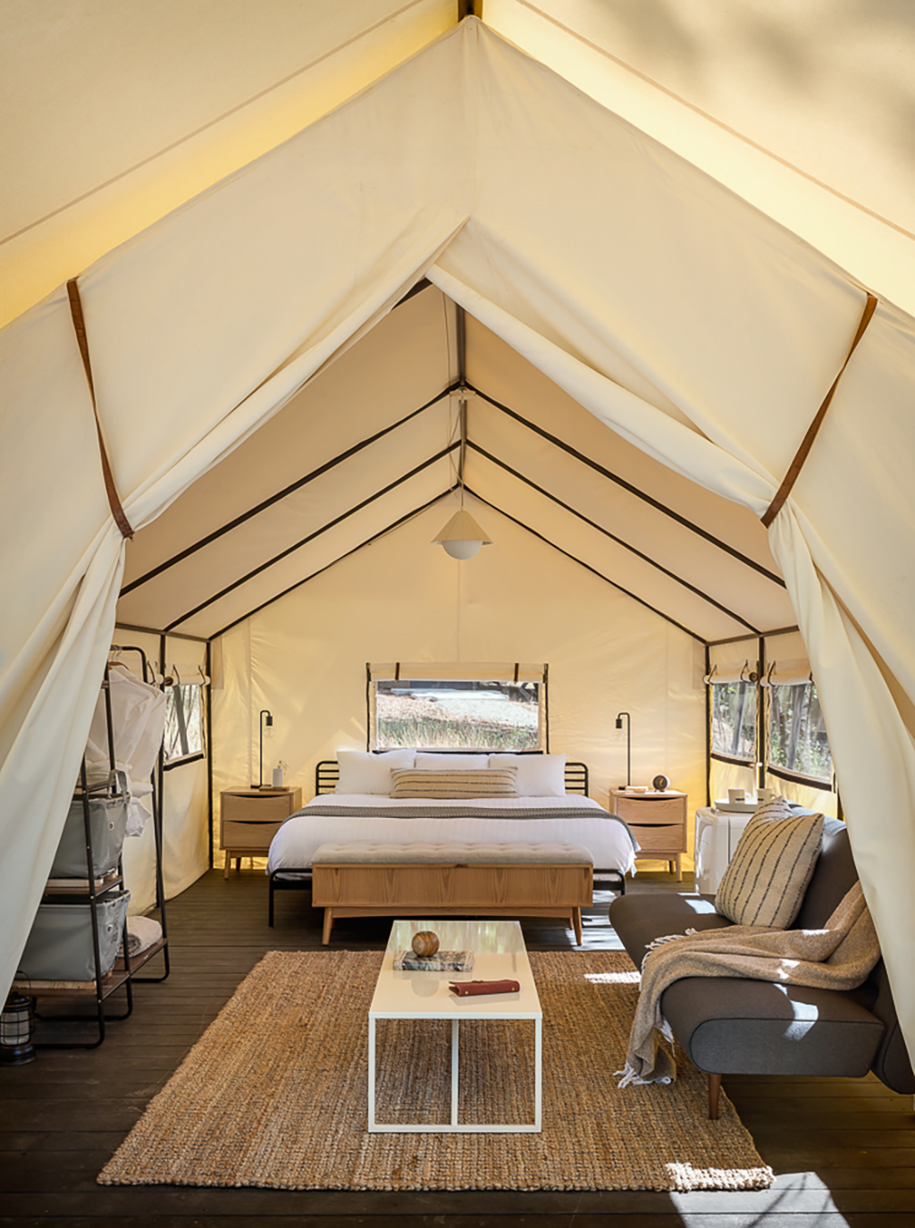 Luxury tent