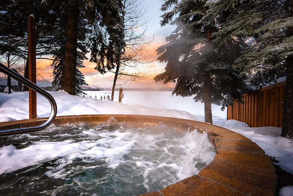 USA_Idaho_Shore Lodge_Hot tub