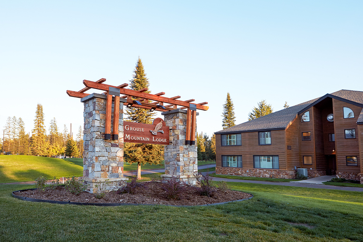 USA_Montana_Grouse Mountain Lodge_Exterior 2