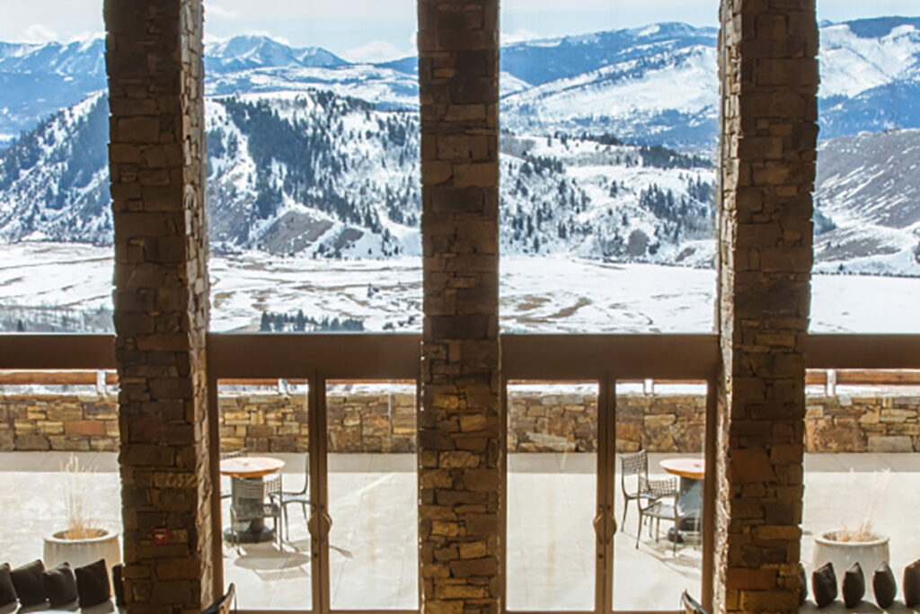 USA_Wyoming_Amangani_Dining Room