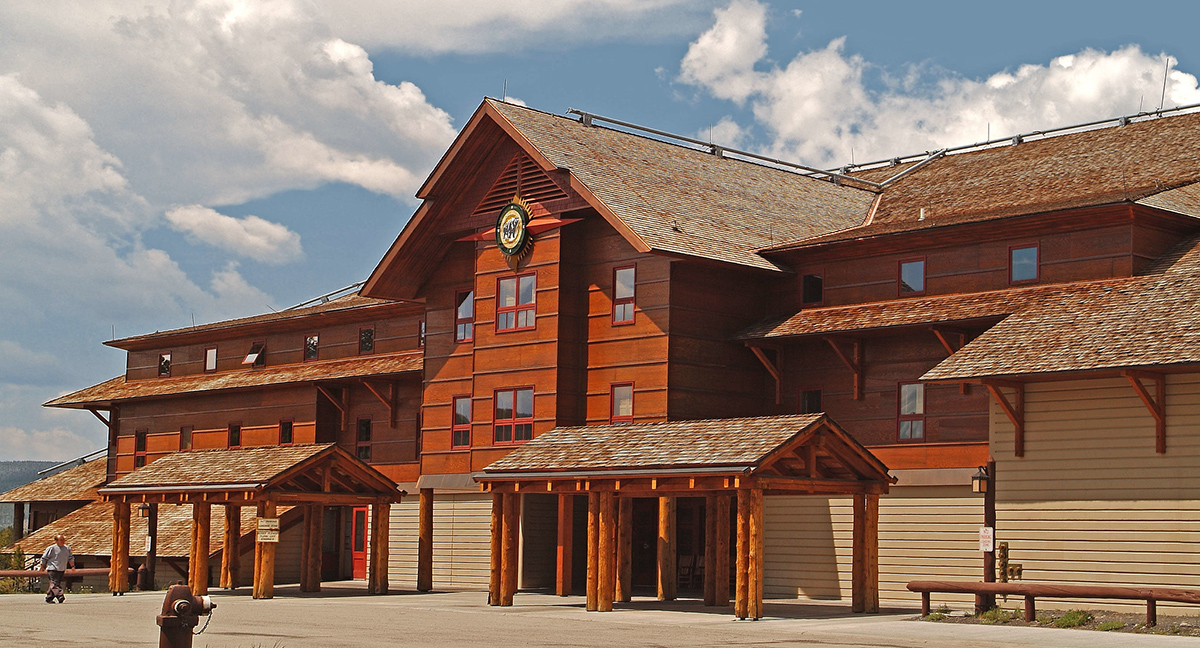 USA_Wyoming_Old Faithful Snow Lodge_Exterior