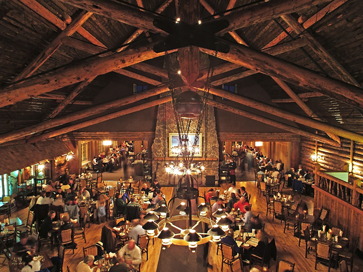 USA_Wyoming_Old Faithfull Inn_Dining Room