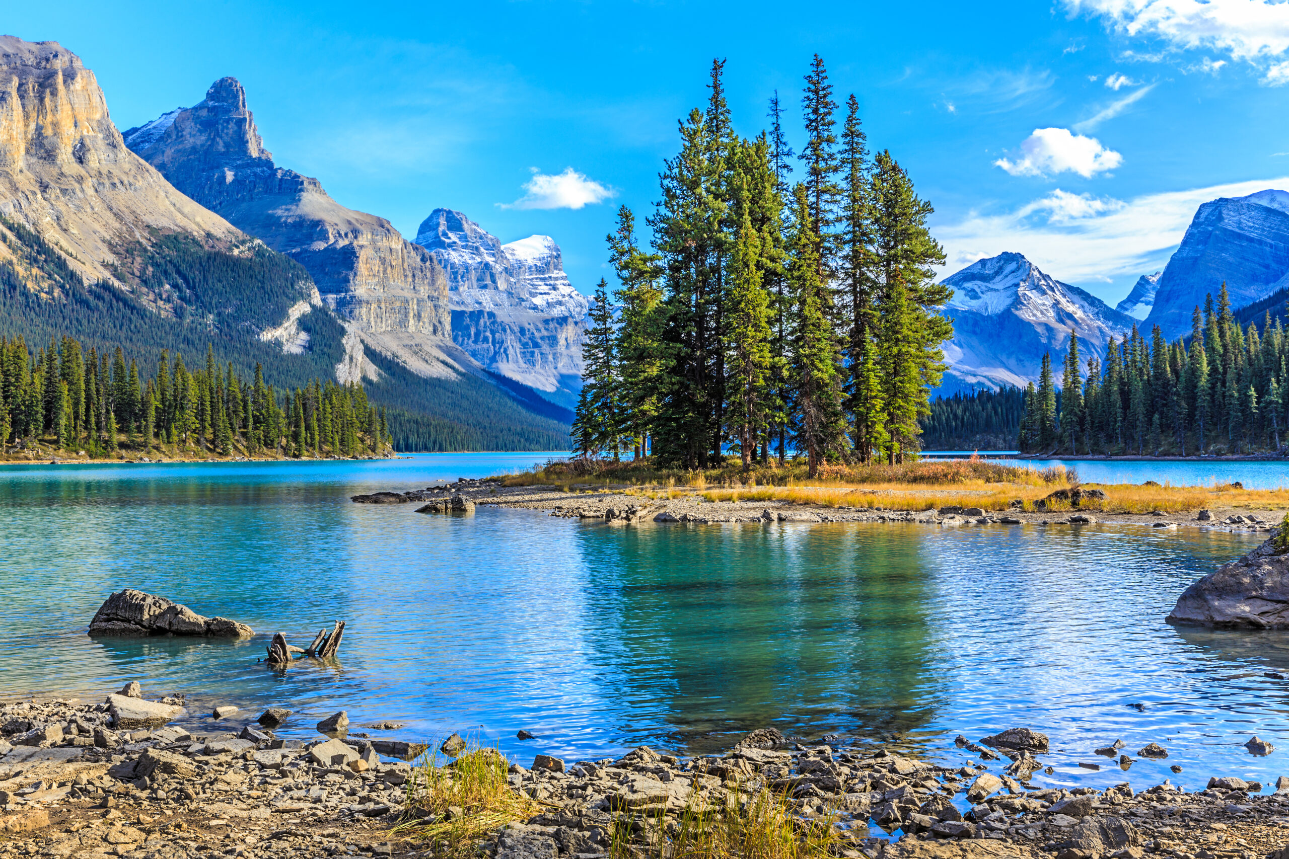 Maligne Lake in Jasper National Park, Alberta