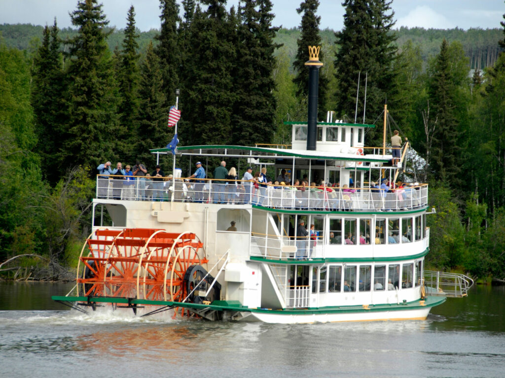 Sternwheeler Riverboat Cruise in Fairbanks, Alaska