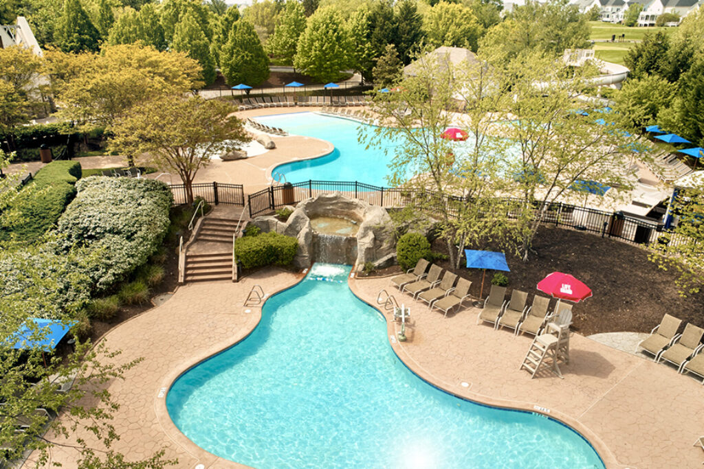 Hotel Pool