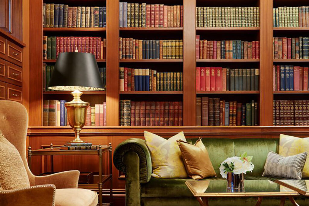 Hotel library