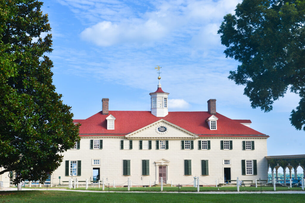 View of George Washington's home in Mount Vernon