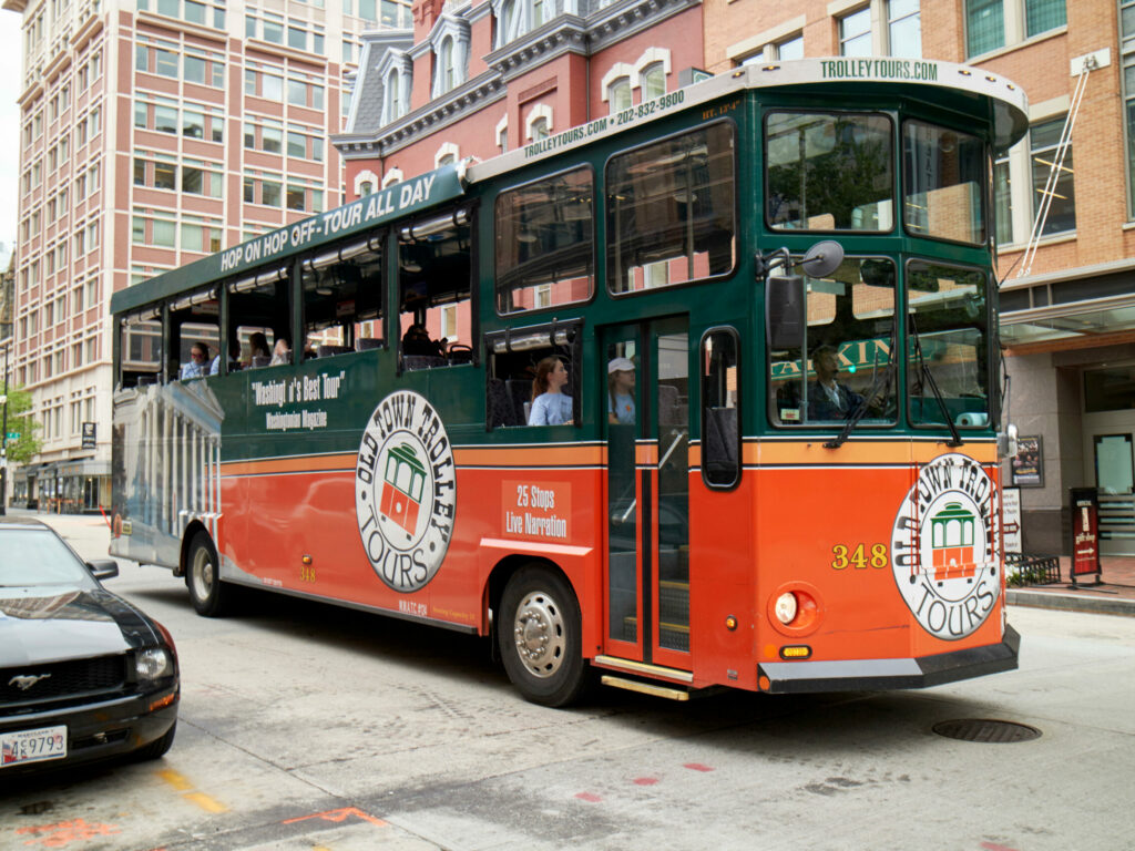 Hop on hop off bus tour of Washington DC