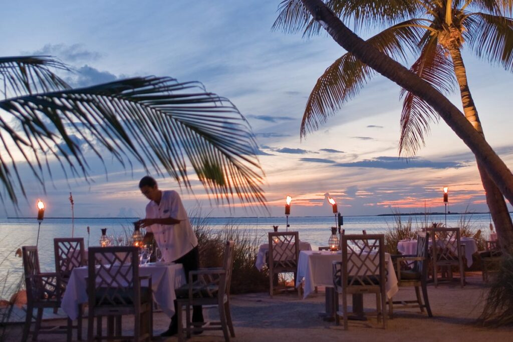 Hotel beach dining