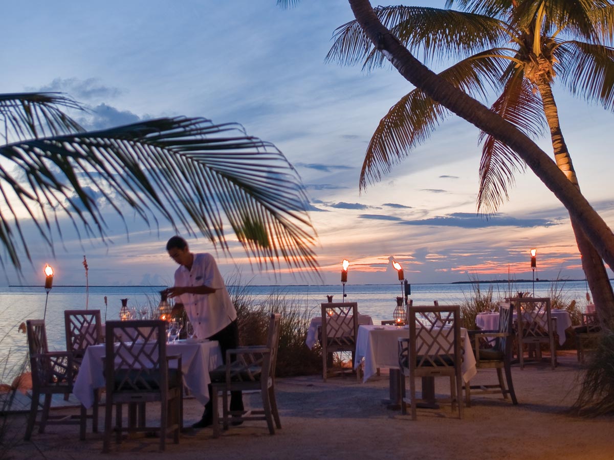 Hotel beach dining