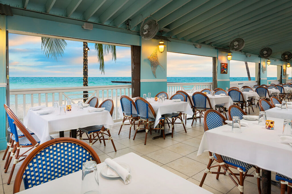 Hotel restaurant with terrace facing the ocean