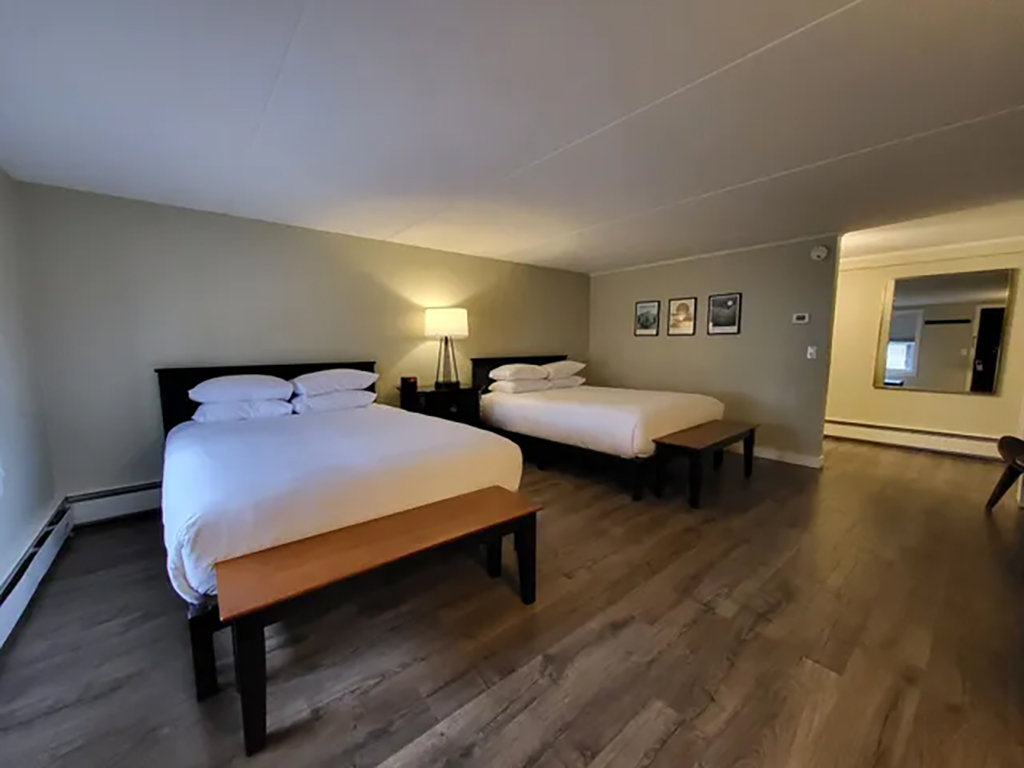 Hotel guest room with 2 beds