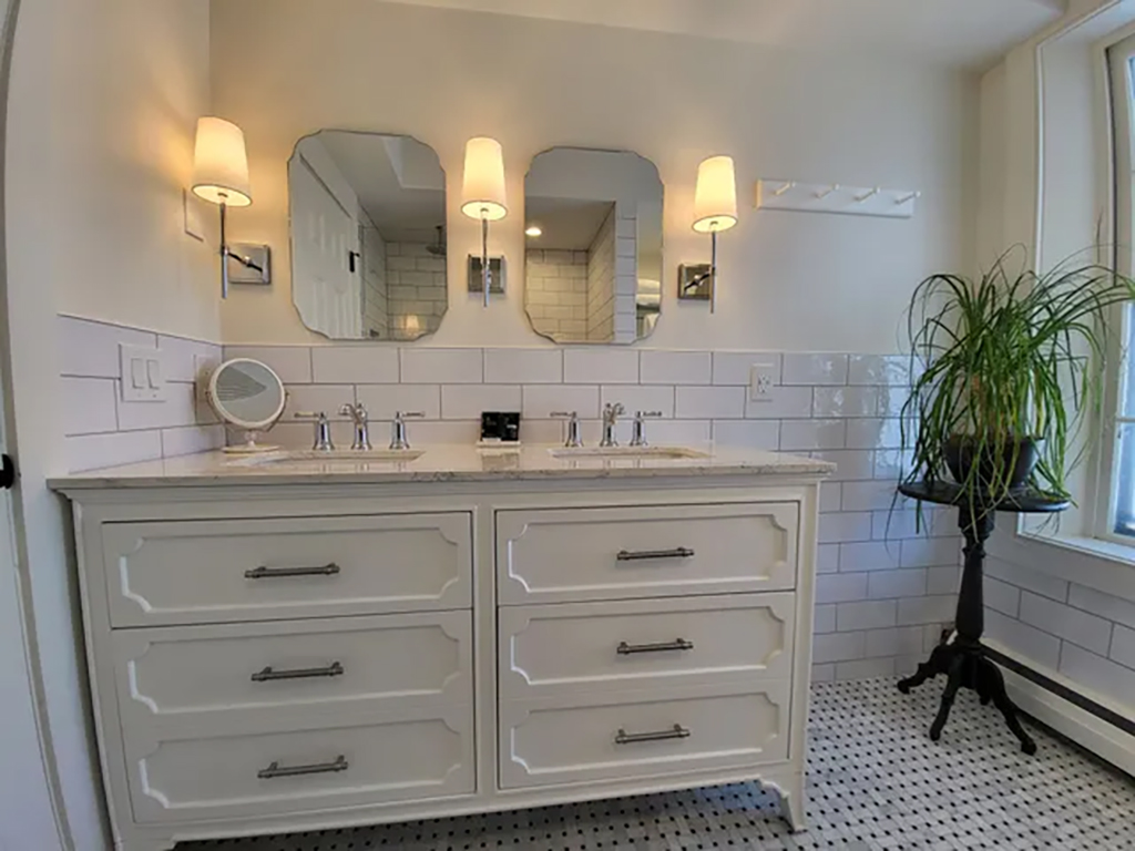 Hotel bathroom with two sinks