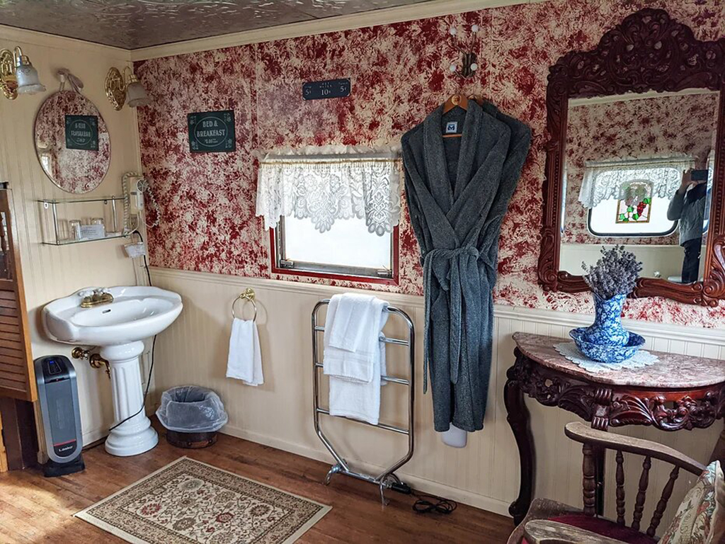 Wild West Themed Caboose Bathroom