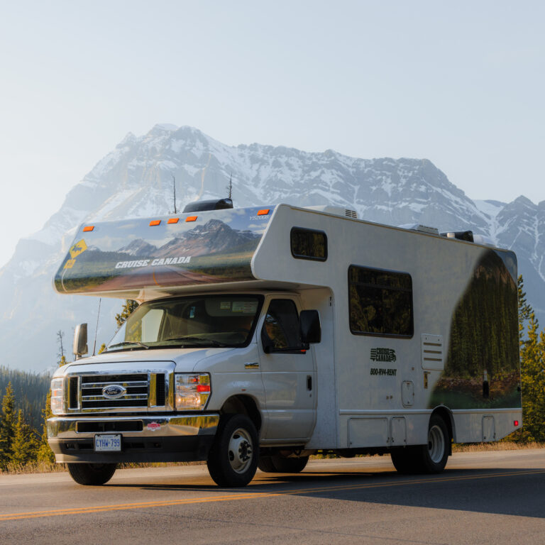 Cruise Canada motorhome