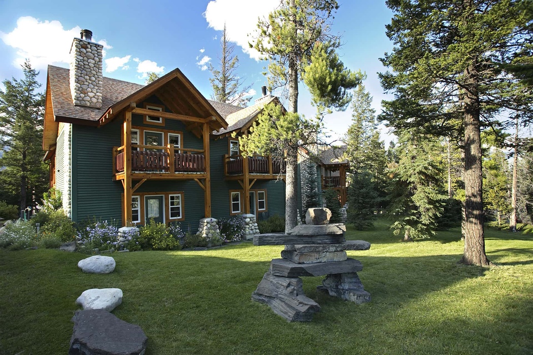 CAN_Alberta_Buffalo Mountain Lodge_2