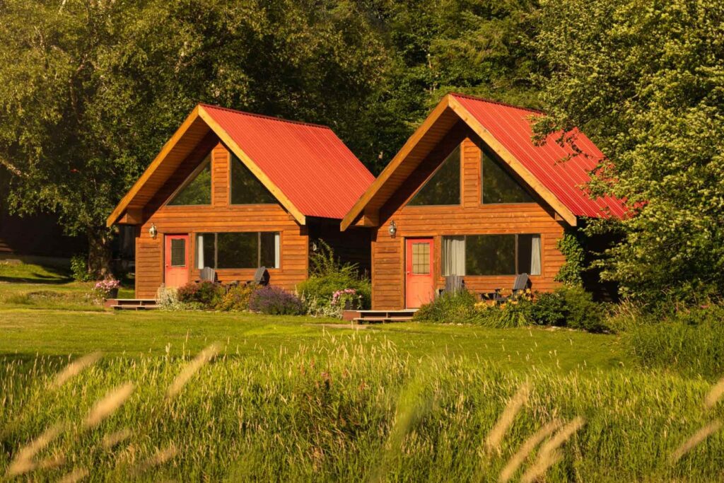 Tweedsmuir Lodge cabin exterior