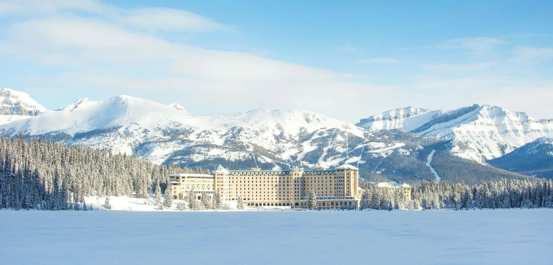 Fairmont Lake Louise in winter