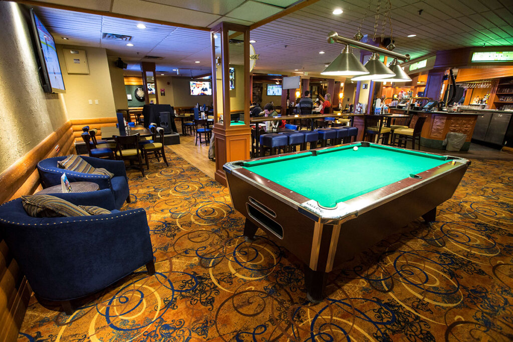 Pool table and lounge at the inn