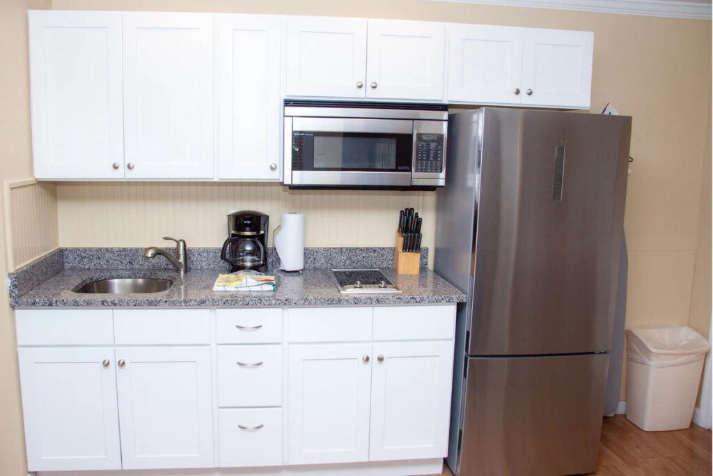 Guest room kitchenette