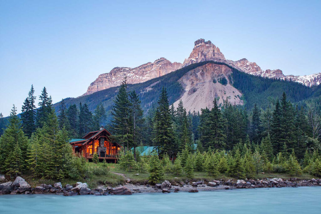 Hotel exterior with mountains in the background