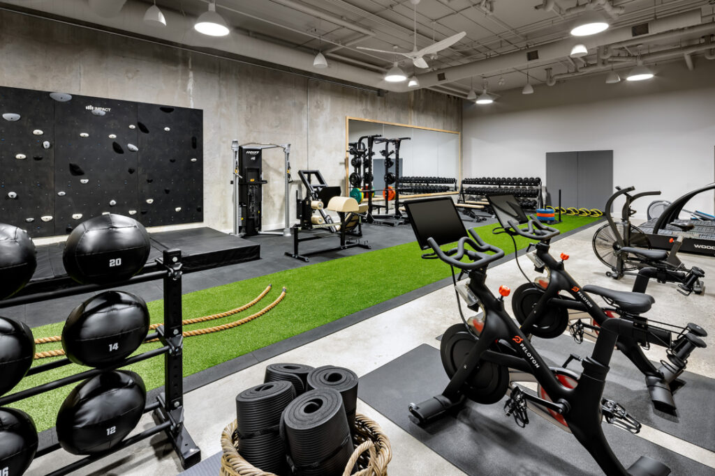 Fitness centre at hotel